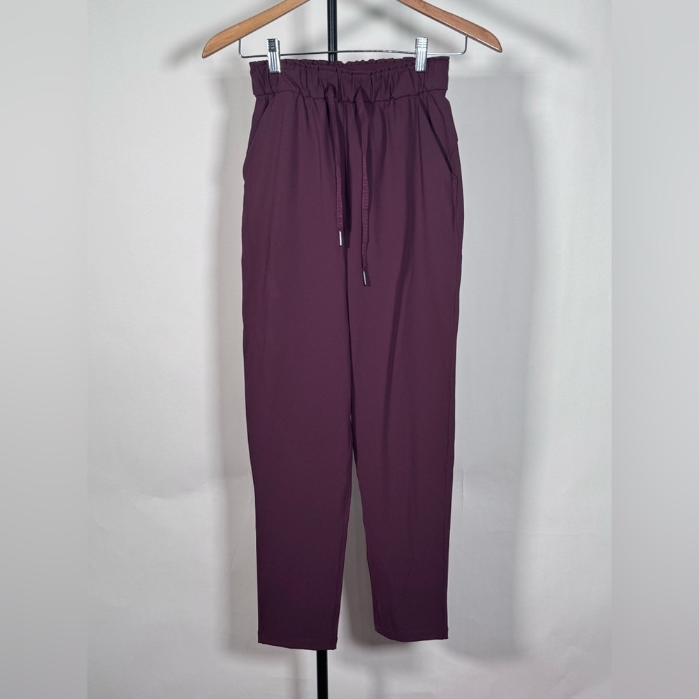 NWOT Lululemon Keep Moving Pant 7/8 High-Rise Cassis - Picture 4 of 5